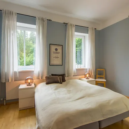 Апартаменты Splendid With Balcony