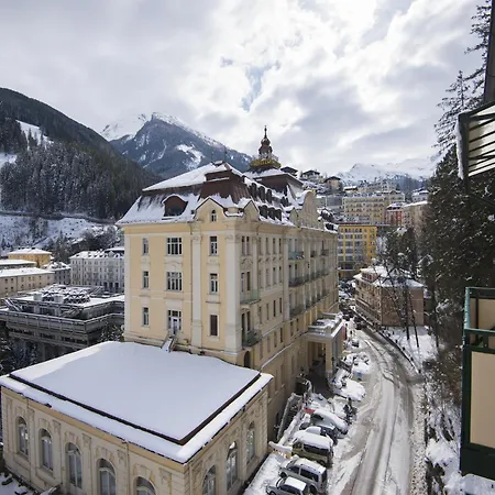 Splendid With Balcony Апартаменты Бадгаштейн