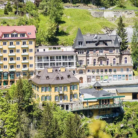 Апартаменты Splendid With Balcony